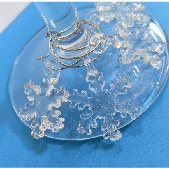Snowflake Winter snow themed Wine glass Charms Set Of 4 - glass charms - Picture 3 of 8